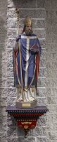 Statue des heiligen Nikolaus in der Herz-Jesu Kirche in Steffeshausen.